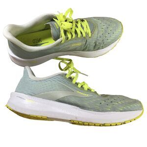 Brooks Hyperion Tempo Running Sneaker Size 9 Womens Pale Turquoise G8 with Jeans